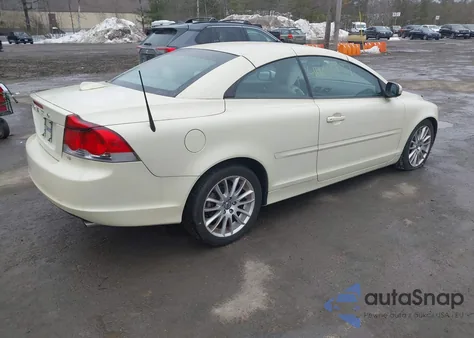 2009 Volvo C70 T5 z USA, uszkodzony, nr VIN YV1MC67299J072741